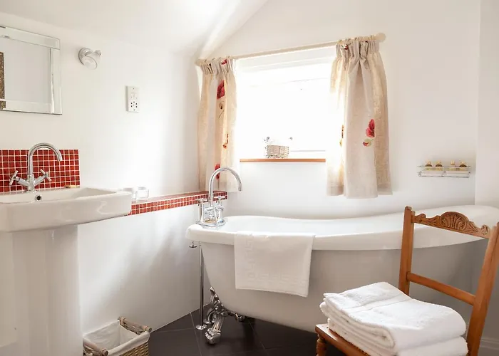 Belmont Guest house 4*