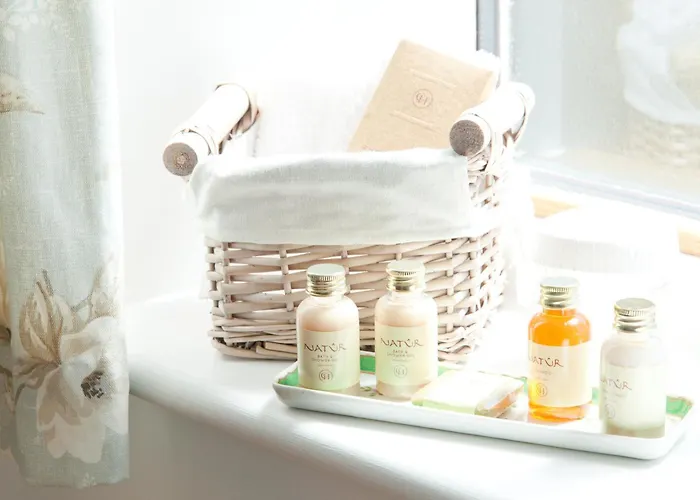 Guest house Belmont 4*